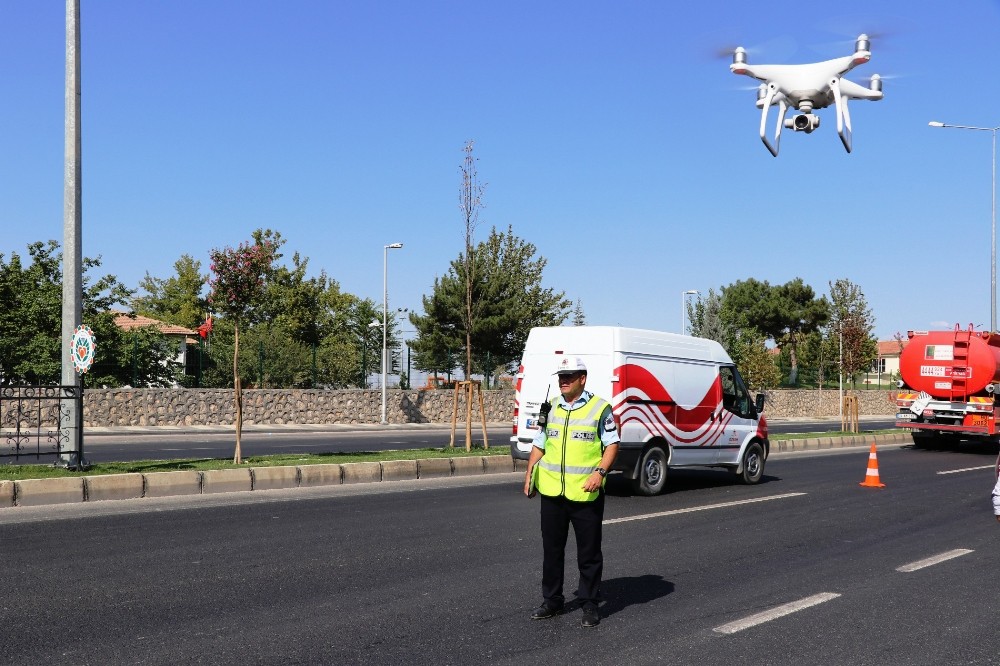 Malatya’da bayram trafiğine drone’li denetim
