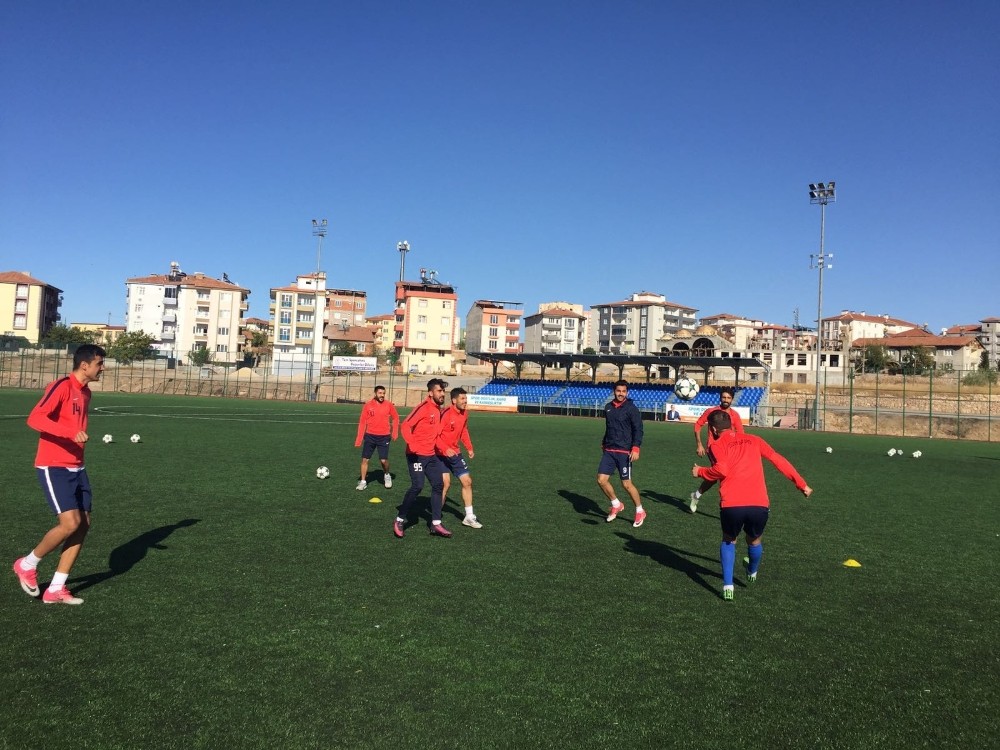 Yeşilyurt Belediyespor’da Dersimspor maçı hazırlıkları sürüyor