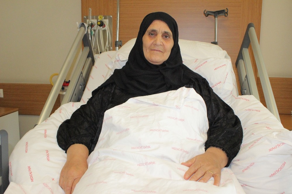 Irak’tan gelen hasta, Elazığ’da hayata tutundu
