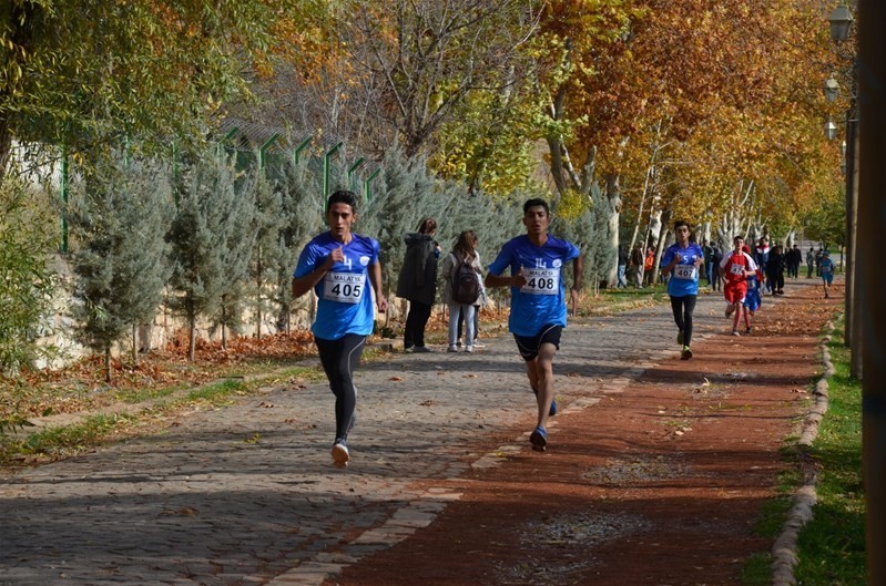 Okullar Arası Atletizm Kros Yarışlarında birinciler belli oldu
