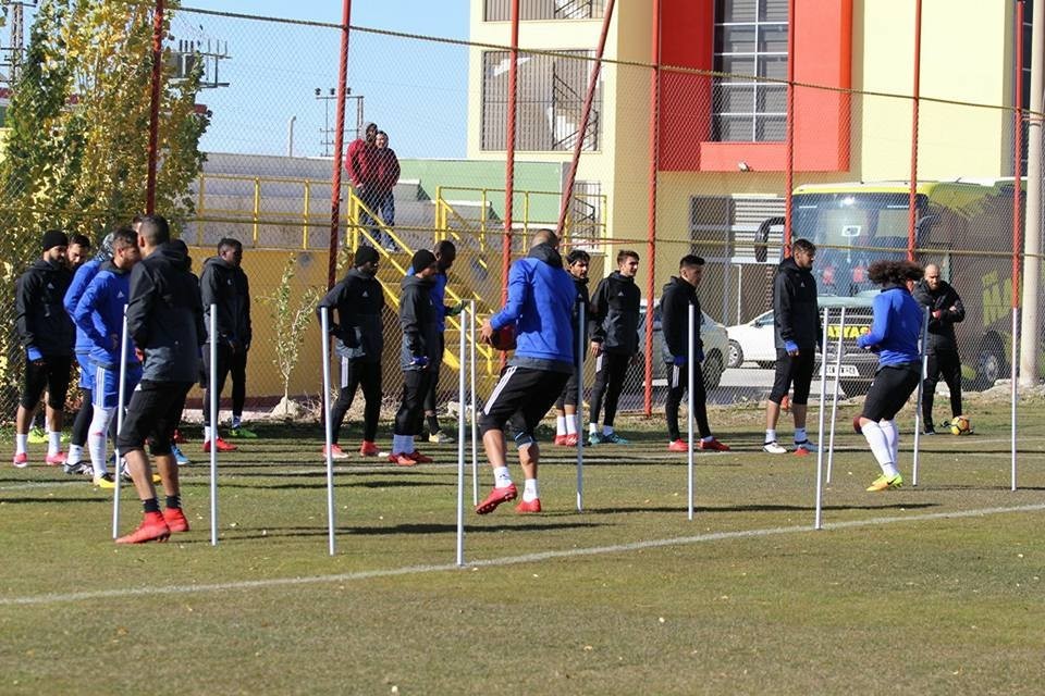 E. Yeni Malatyaspor ile Beşiktaş tarihlerinde ilk kez karşılaşacak