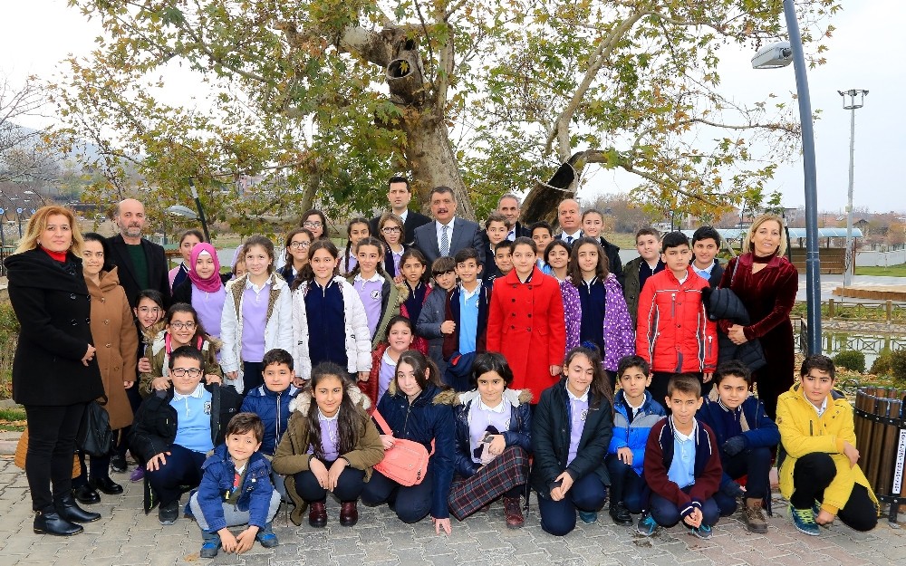 Başkan Gürkan, çevreye duyarlı öğrencilerle biraraya geldi
