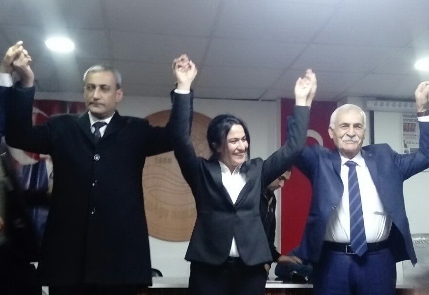 CHP Gölbaşı İlçe Başkanı Emine Köseler oldu
