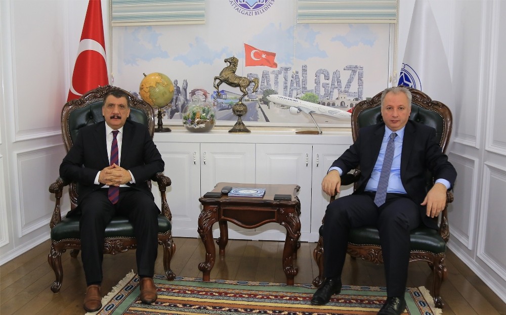 Battalgazi Kaymakamından Başkan Gürkan’a övgü