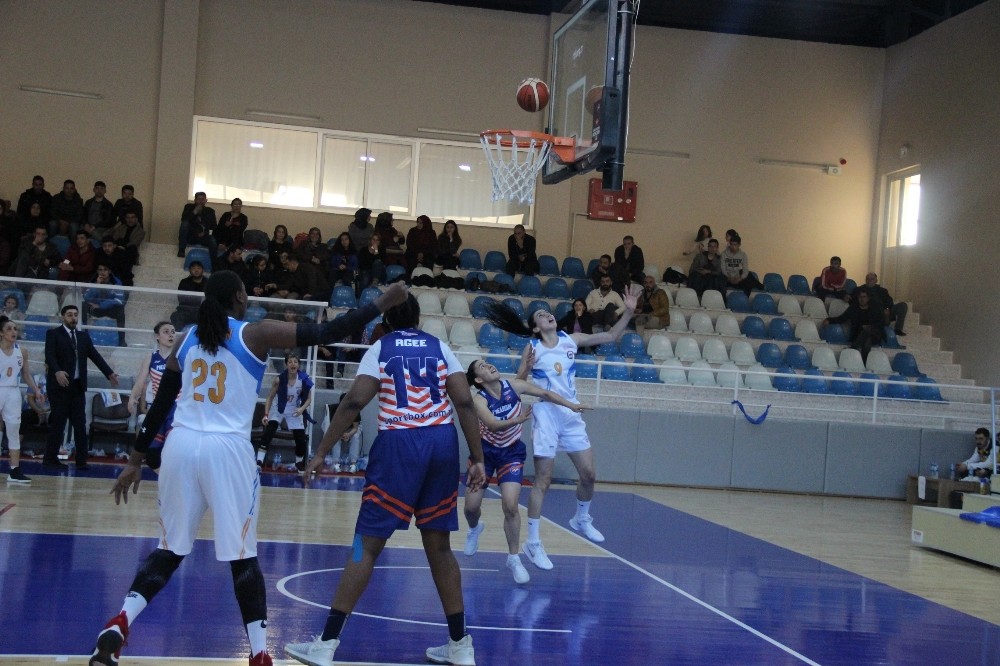 Türkiye Kadınlar Basketbol Ligi: Elazığ İl Özel İdare: 88 - Mersin Üniversitesi: 74
