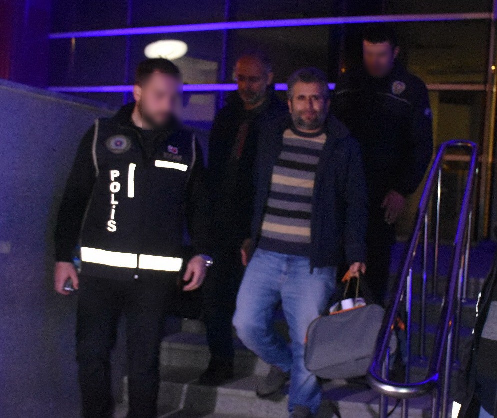 Gülen’in videosunu izlerken yakalanan doktorlar tutuklandı
