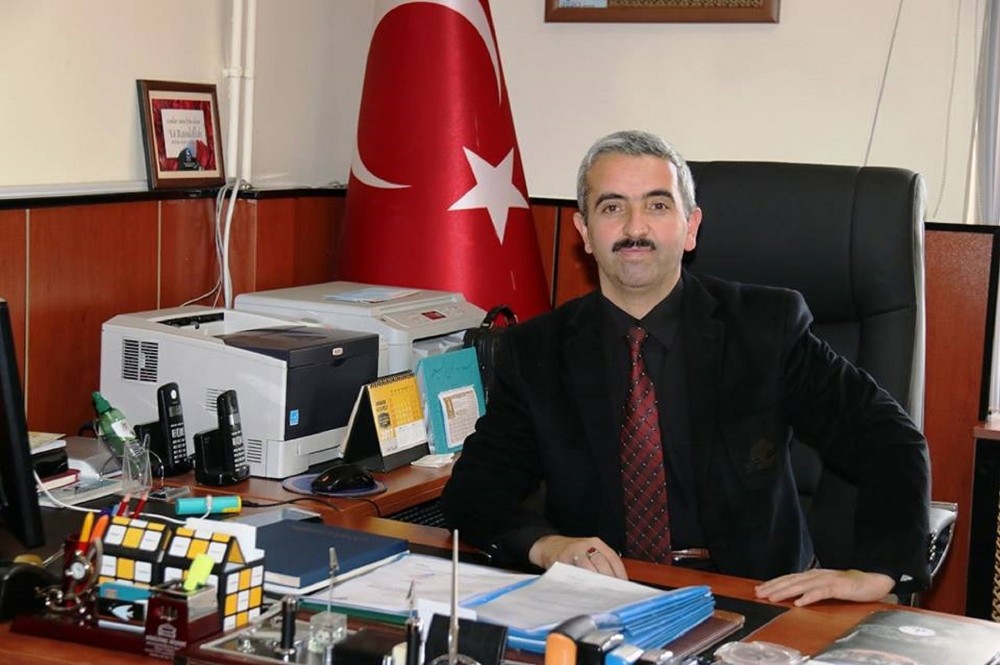 Sivas’ta kaçak define aramaktan gözaltına alınan özel idare müdürü serbest bırakıldı
