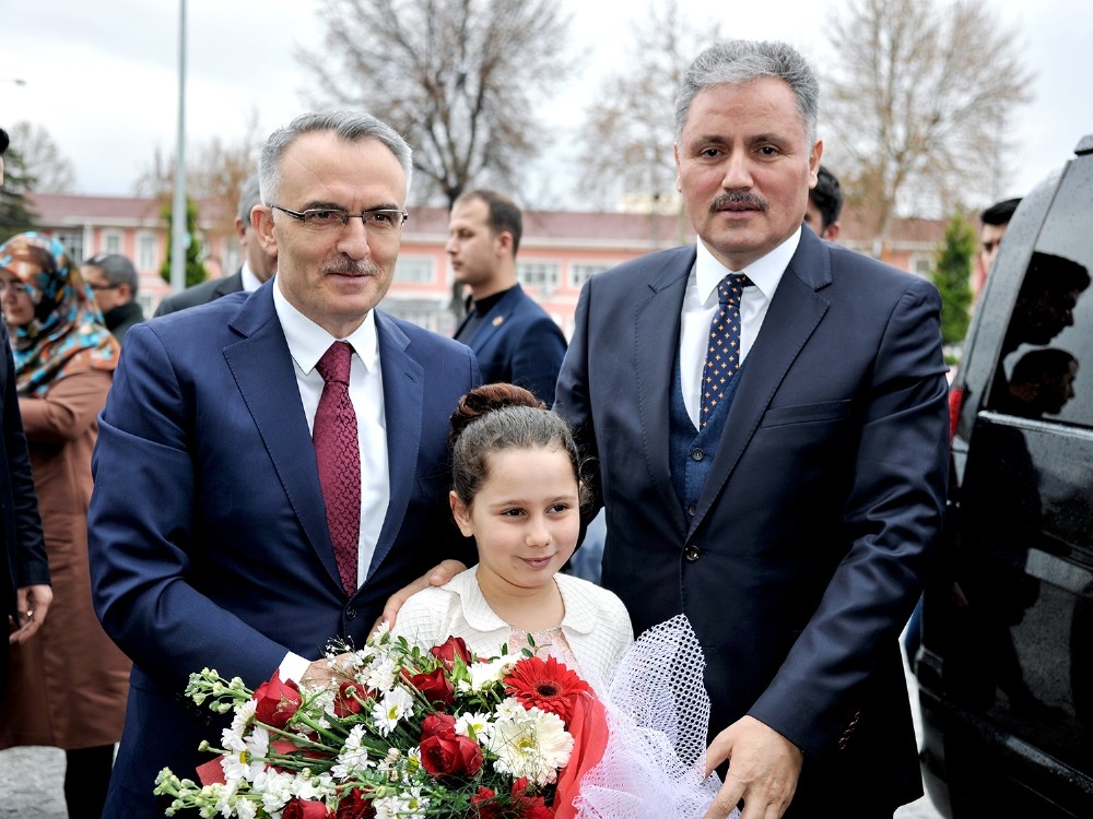 Bakan Ağbal, Malatya Büyükşehir Belediye Başkanı Çakır’ı ziyaret etti
