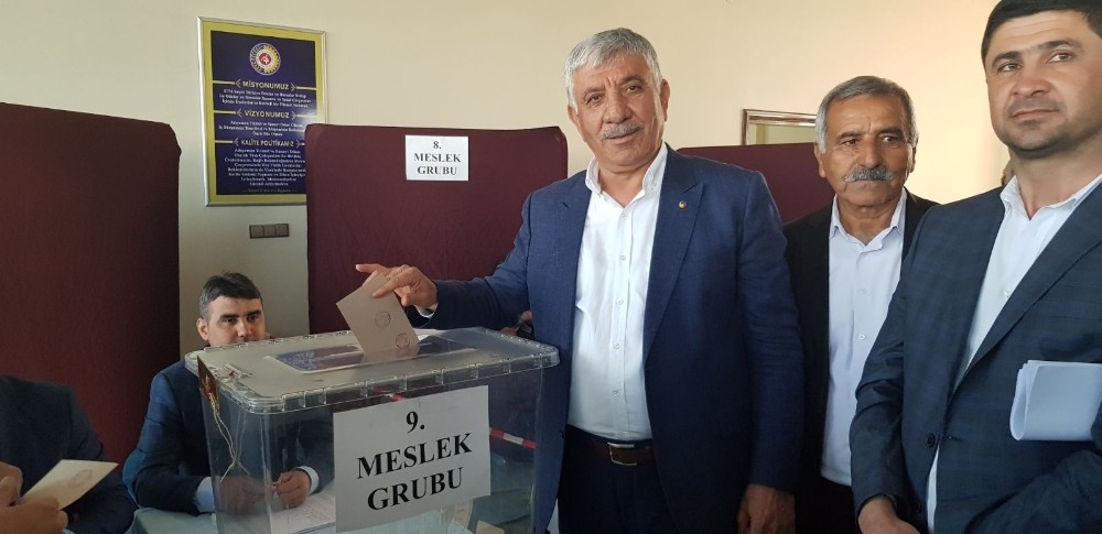 Mustafa Uslu’nun ‘beyaz listesi’ ATSO seçiminden galip ayrıldı
