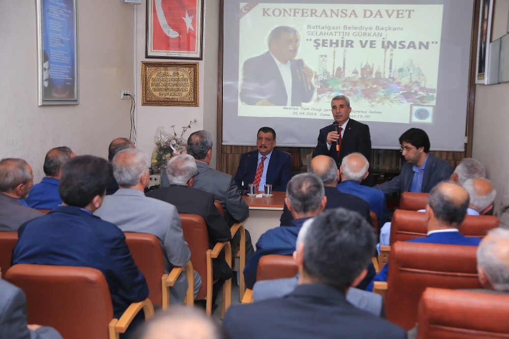 Başkan Gürkan’dan borç açıklaması