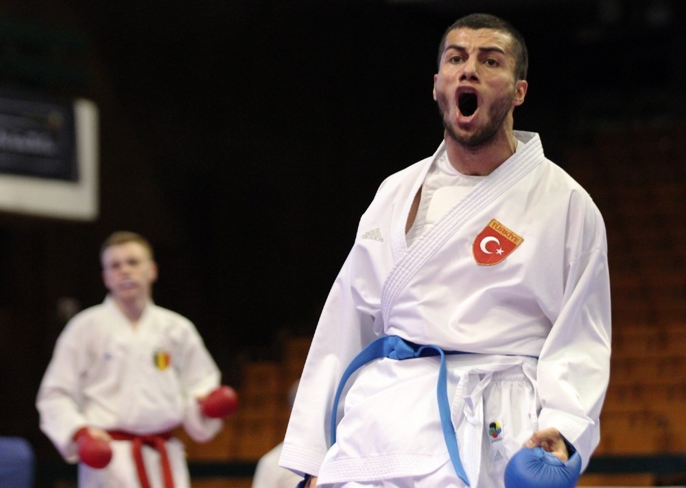 Avrupa şampiyonu olan Burak Uygur’un memleketi Malatya’da büyük sevinç
