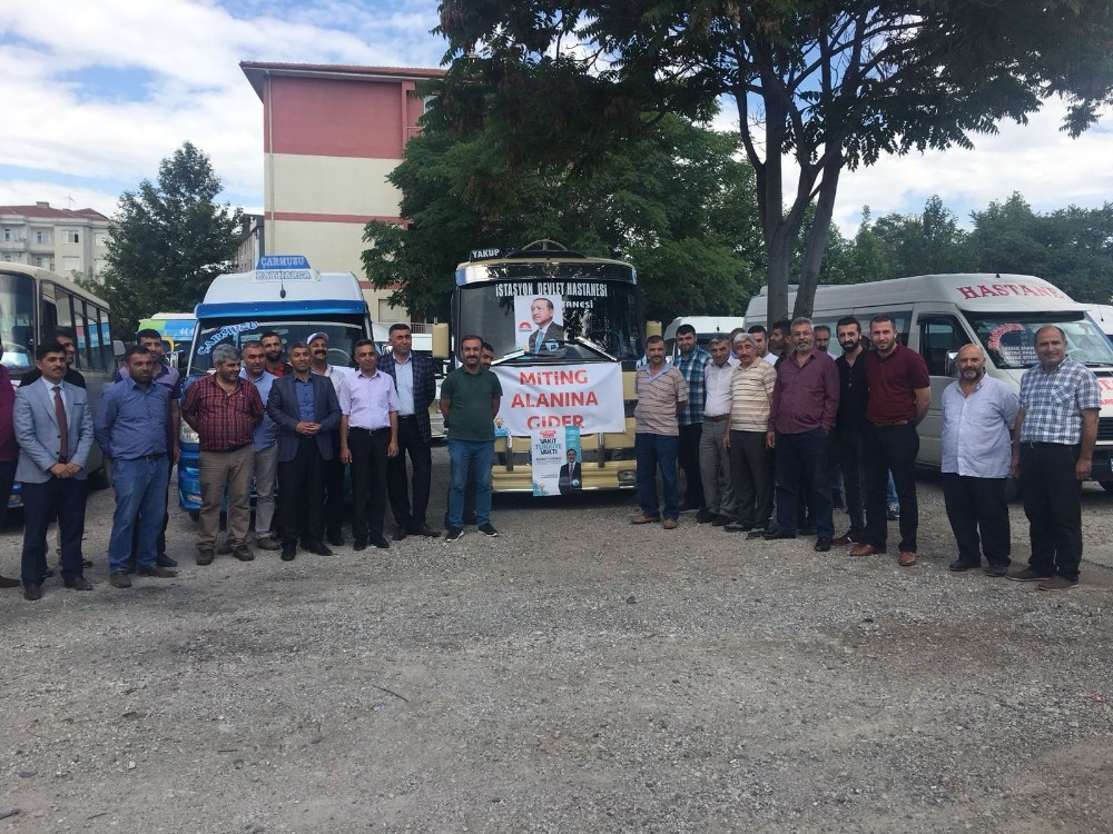 Cumhurbaşkanı Erdoğan’ın mitingine minibüsçülerden destek
