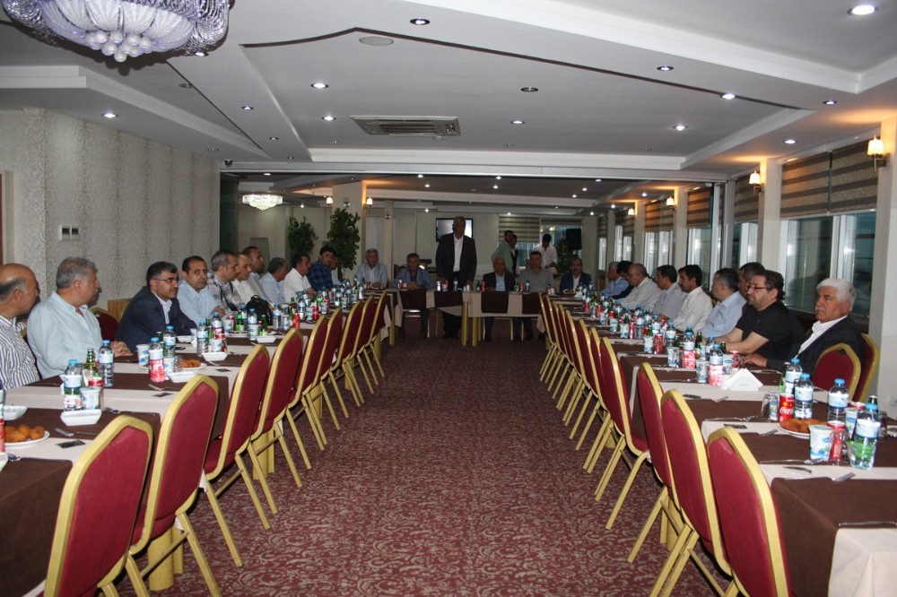 ATSO meclis üyeleri iftar yemeğinde bir araya geldi
