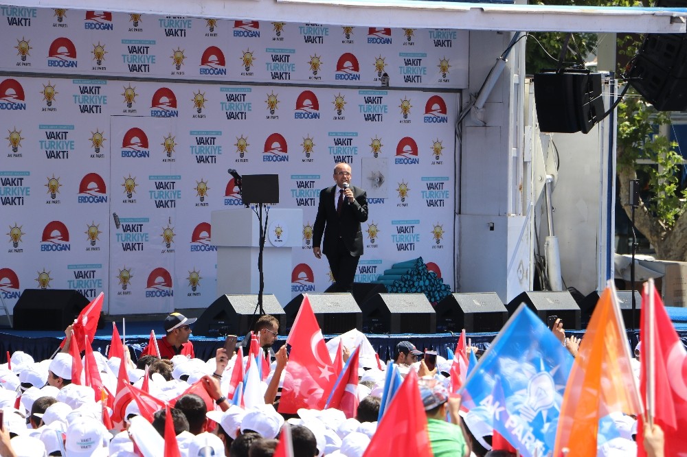 Başbakan Yardımcısı Şimşek: “Meydanlarda kafa karıştırmak için atıyorlar”

