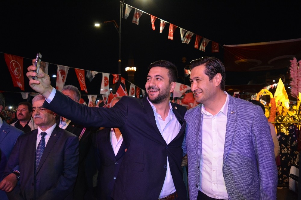 MHP Sivas Milletvekili adayı Uygunuçarlar seçim çalışmalarını sürdürdü
