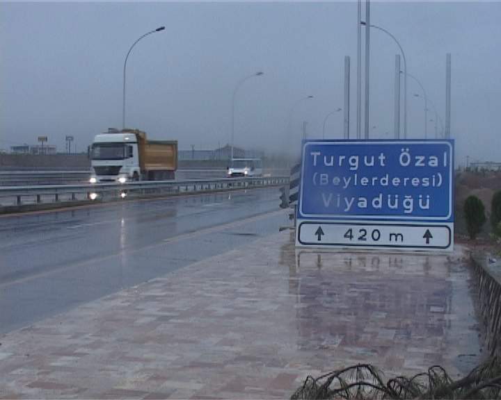 Turgut Özal Viyadüğü geçici olarak kapatılıyor
