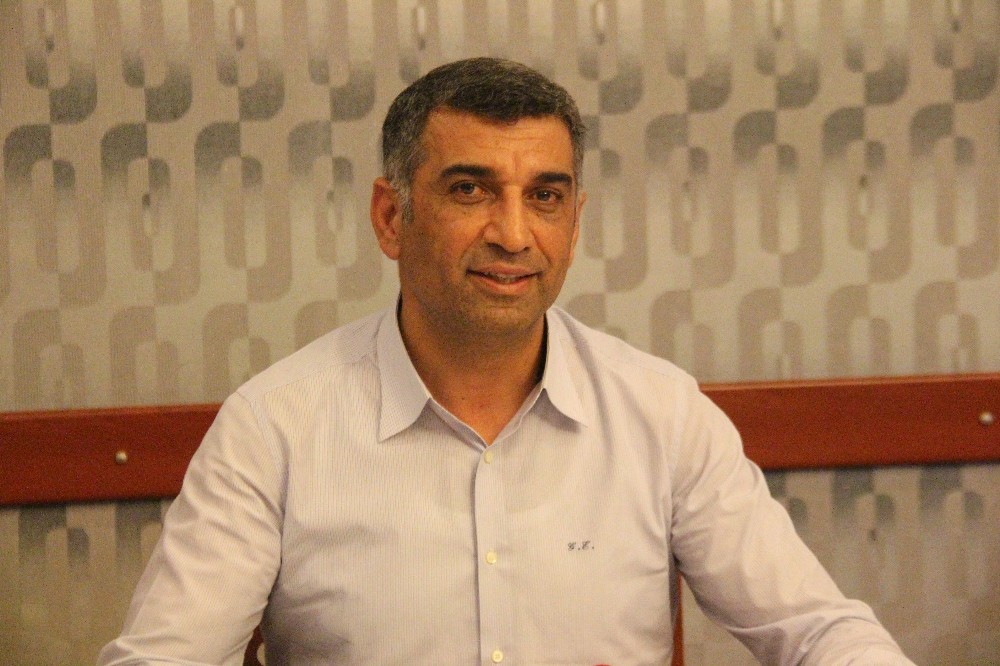 Milletvekili Erol, maaşının yarısını Elazığspor’a bağışladı
