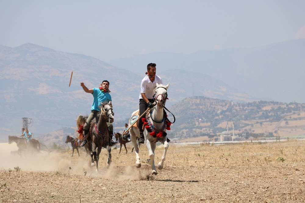 Kahramanmaraş’ta Tolgadirliler Dulkadirliler Türkmen Toyu düzenlendi
