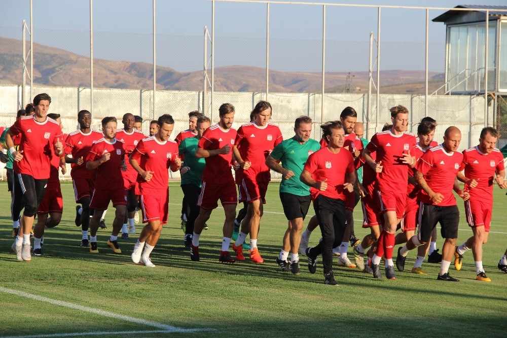 Sivasspor, Alanyaspor maçı hazırlıklarını sürdürdü
