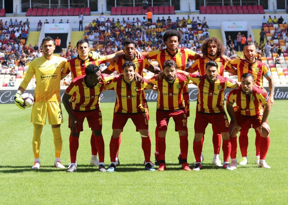 Spor Toto Süper Lig: Evkur Yeni Malatyaspor: 0 - Çaykur Rizespor: 0 (Maç devam ediyor)
