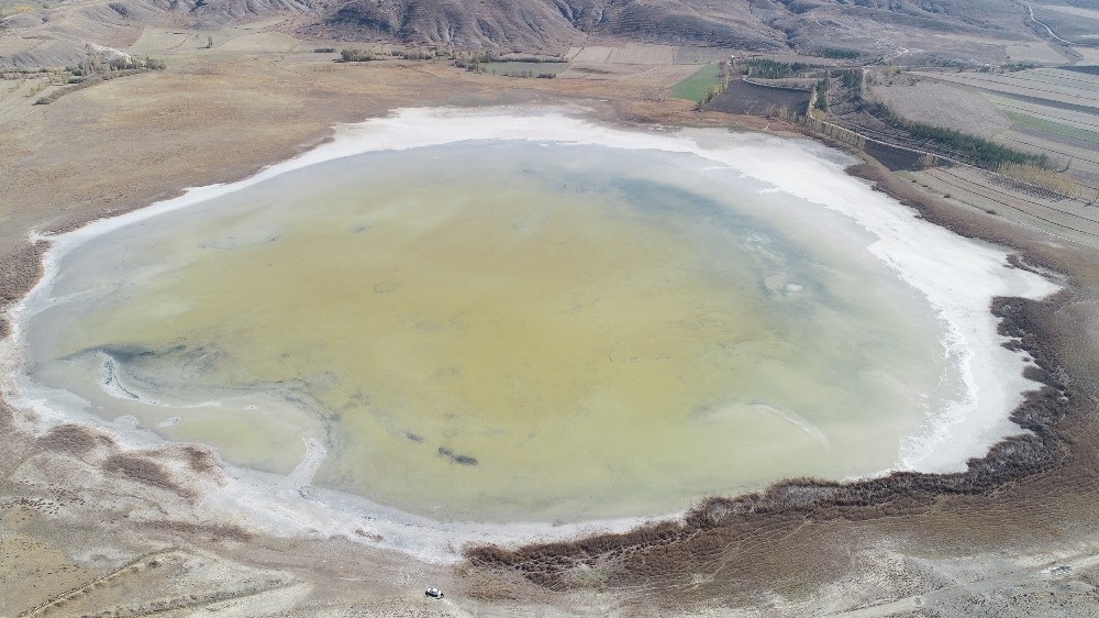 Sivas’ta bir göl daha yok oluyor
