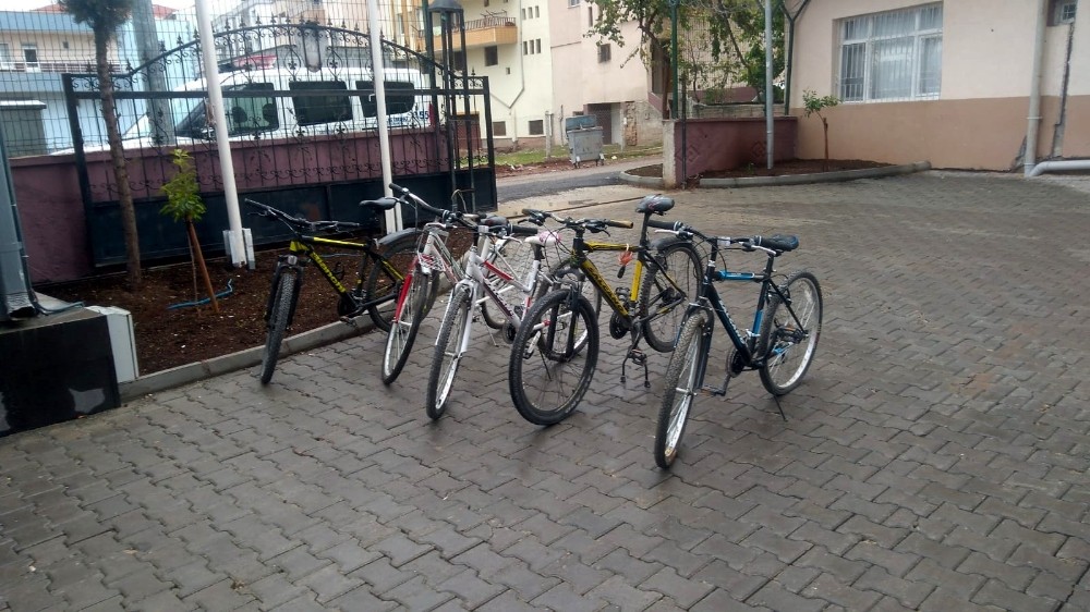 Bisiklet hırsızı tutuklandı
