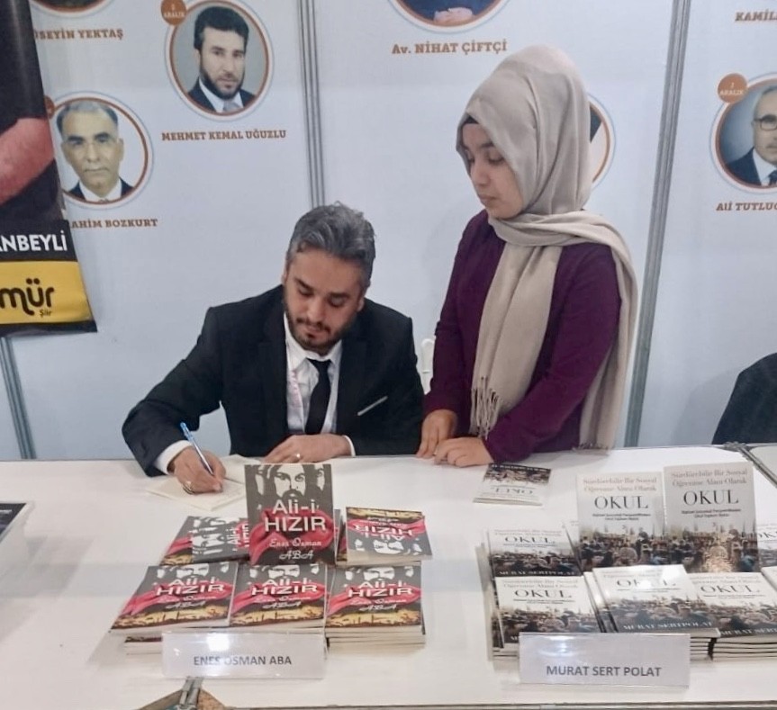 Yazar Enes Osman Aba okuyucuları ile bir araya geldi
