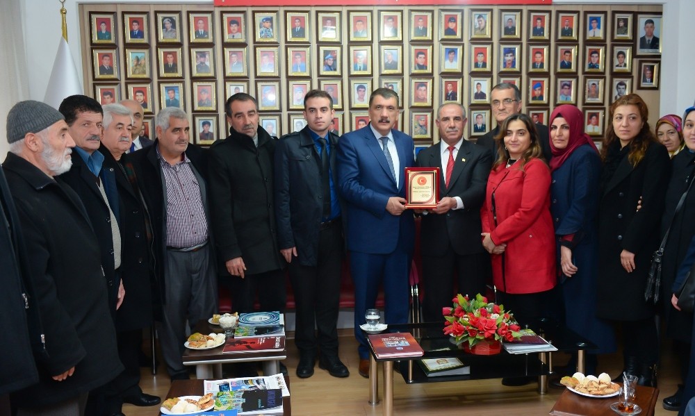 Başkan Gürkan, Şehit Aileleri ve Gazilerle bir araya geldi
