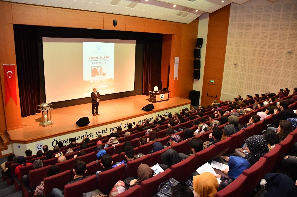 “Evanjeliklerin Türkiye ve Dünya Politikaları” konulu konferans yapıldı
