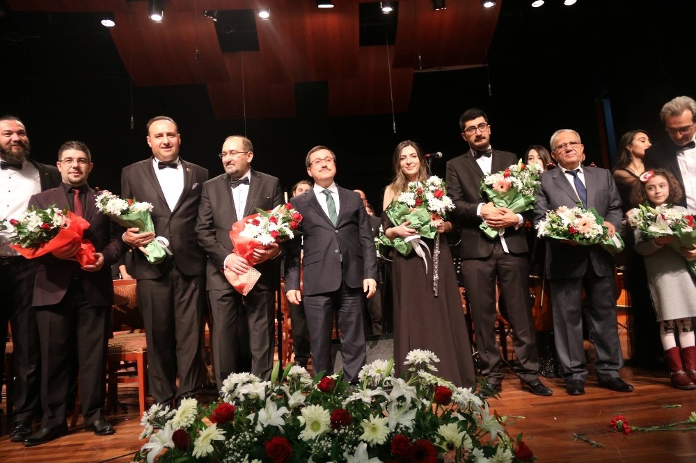 Yaylı Çalgılar Orkestrası 30. yıl konseri düzenlendi
