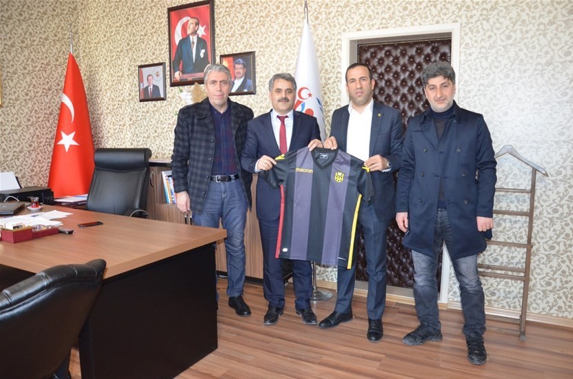 E.Yeni Malatyaspor’dan görevine yeni başlayan il müdürüne ziyaret
