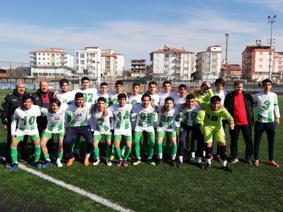 U17 Futbol Ligi’nde Malatya Yeşilyurt Belediyespor şampiyon
