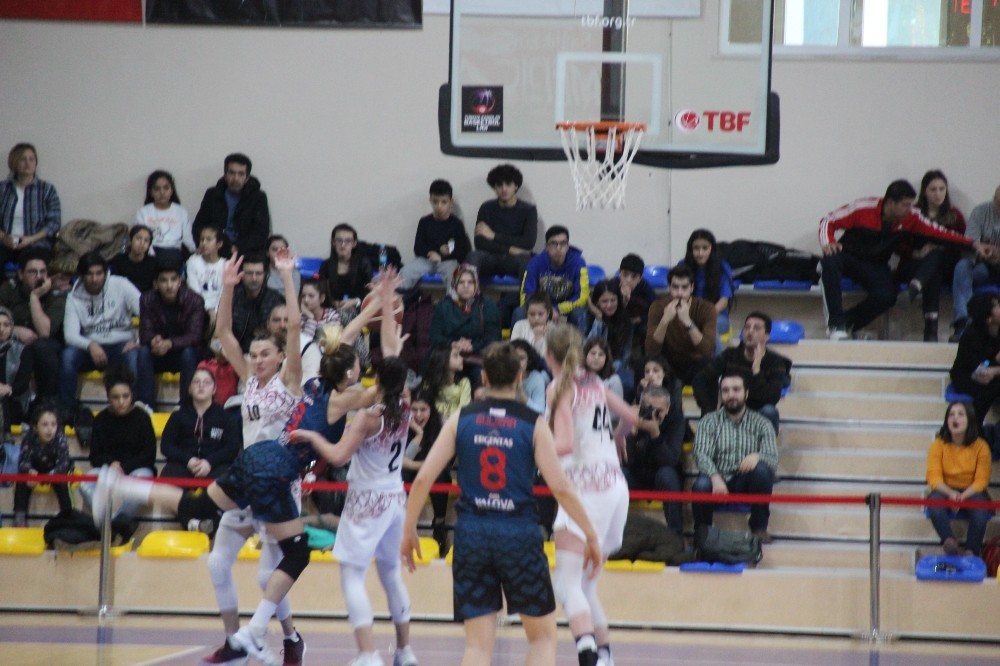 Türkiye Kadınlar Basketbol 1. Ligi: Elazığ İl Özel İdare: 95 - Yalova VIP Gençlik: 36
