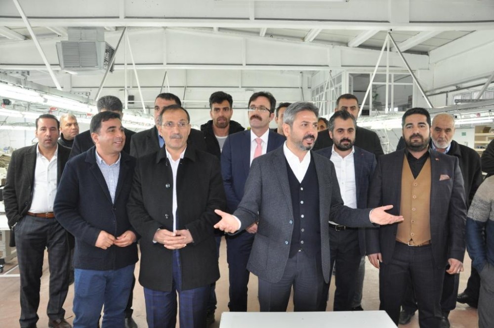 Ak Parti Disiplin Kurulu Başkanı Ahmet Adın’dan ezana saygısızlık tepkisi
