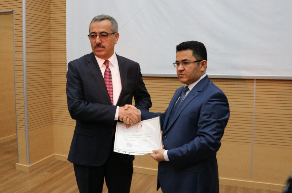 Kahramanmaraş’ta belediye başkanları mazbatalarını aldı
