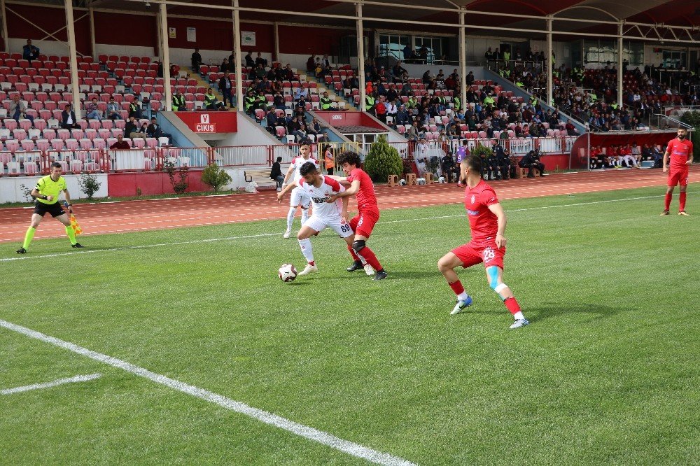 TFF 2. Lig: Kahramanmaraşspor: 1 - Bak Spor Kulübü: 1
