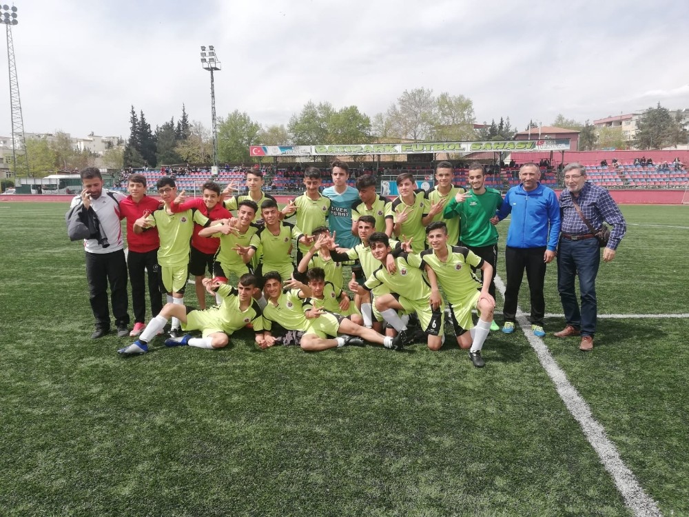 U15 Kahramanmaraş grup şampiyonu Elazığ Yolspor oldu
