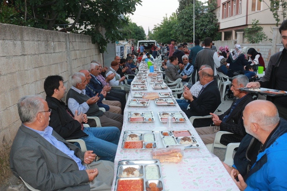 Şehit Fahri Yaldız hayrına iftar programı düzenlendi
