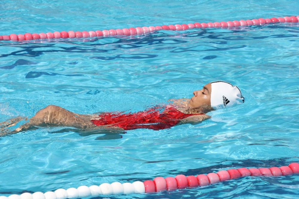 Milli yüzücü Sevilay’ın hedefi Tokyo 2020 olimpiyatları
