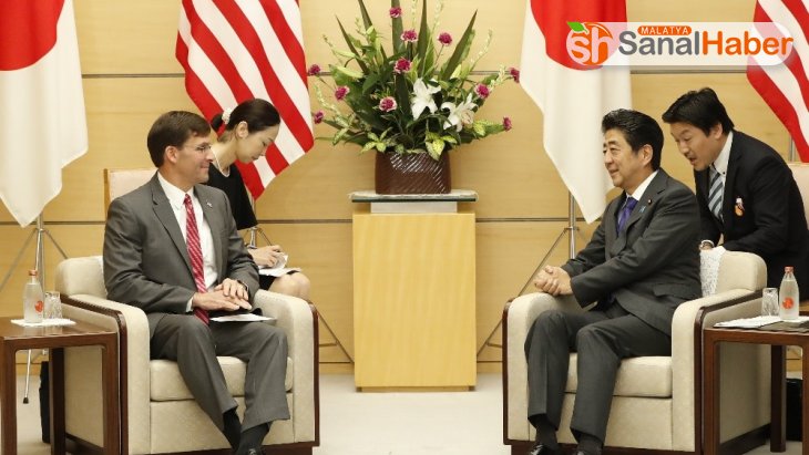 ABD Savunma Bakanı Esper Japonya'da