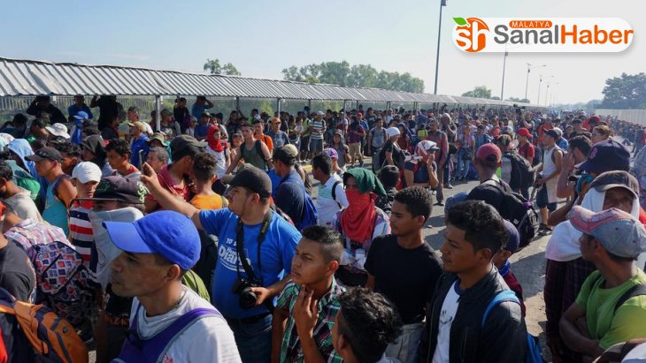 ABD'ye gitmek isteyen Orta Amerikalı göçmenler, Meksika sınırında bekliyor