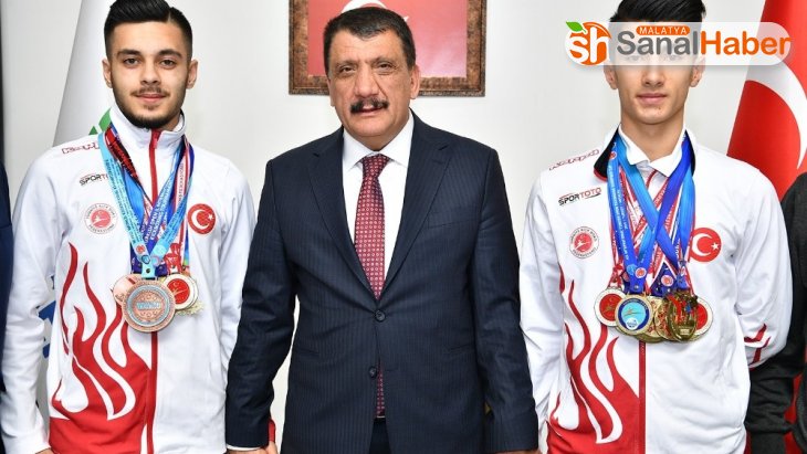 Başkan Gürkan, dünya üçüncüsü olan milli sporcuyu tebrik etti