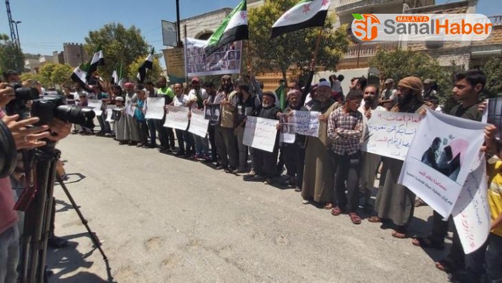 El Bab'da Esad karşıtı protesto
