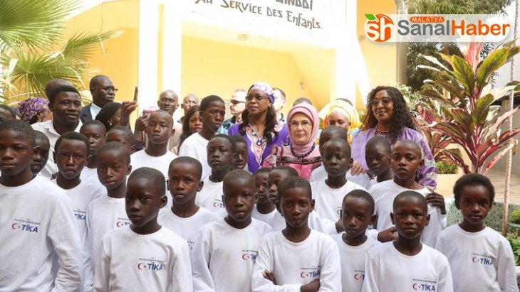 Emine Erdoğan Senegal'de rehabilitasyon merkezinin açılışını yaptı
