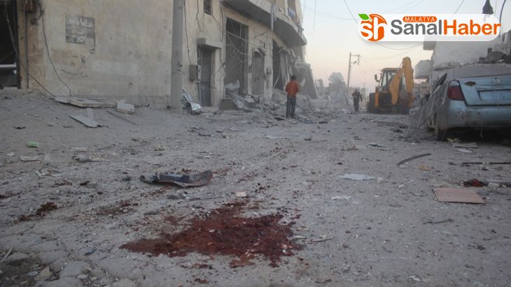 Esad ve Rus savaş uçakları Halep'i vurdu: 1 ölü