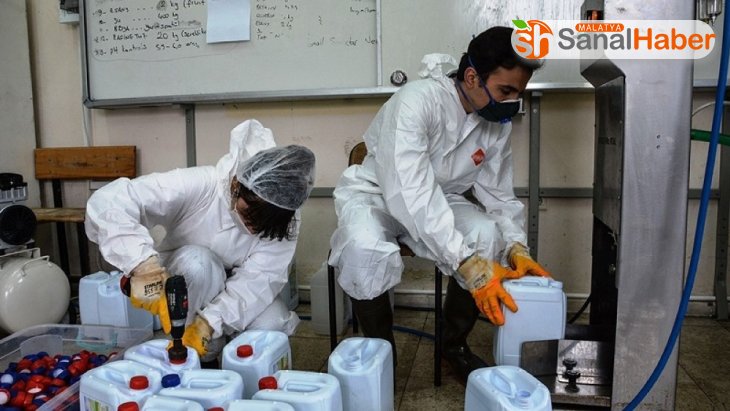 Malatya’daki bu okul Günde 10 ton dezenfektan üretiyor