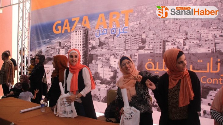 Filistinli sanatçılardan Gazze'deki acıları anlatan sergi