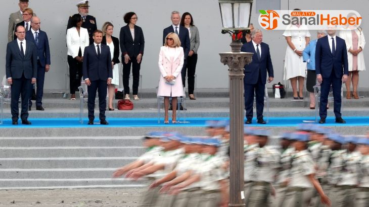 Fransa'da Ulusal Bayram korona salgını gölgesinde kutlanıyor