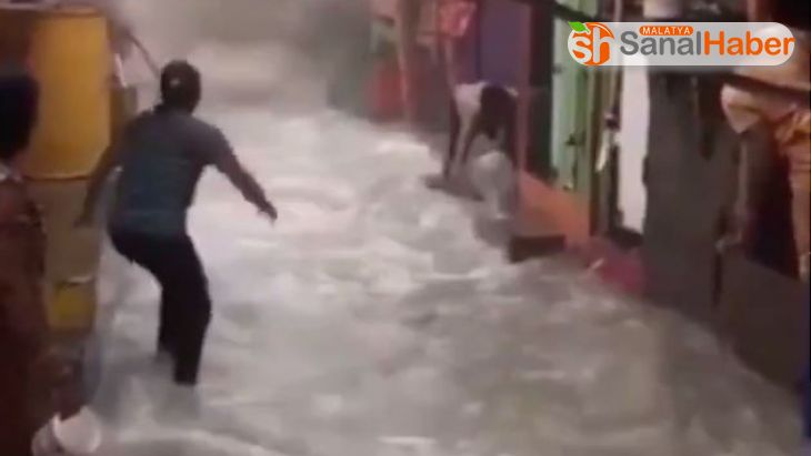 Hindistan'nın Mumbai kentinde sel felaketi