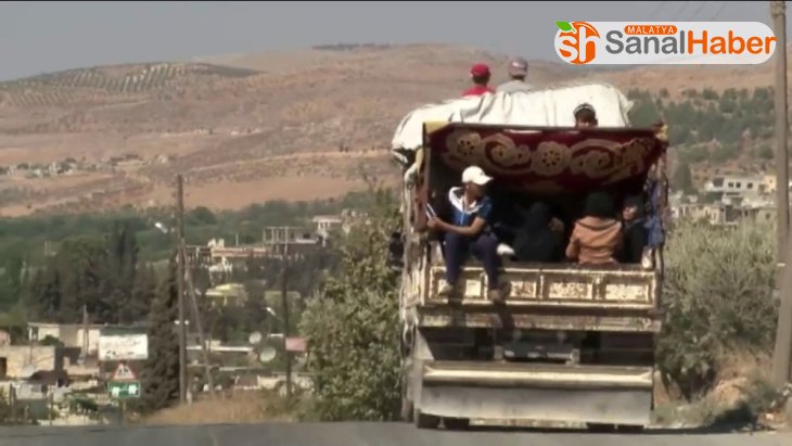 İdlib'ten kaçanlar güvenli bölgeye geliyor